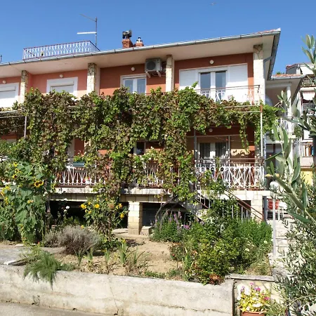 With Parking Space Palit, Rab - 17881 Appartamento