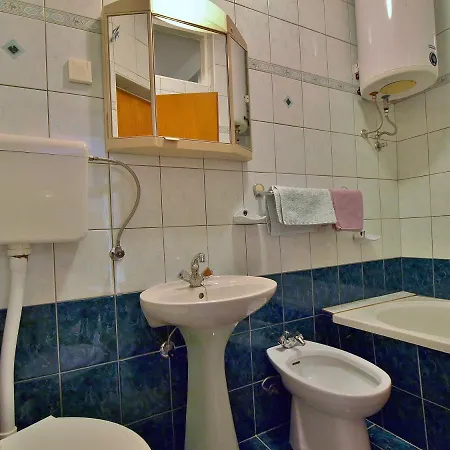 With Parking Space Palit, Rab - 17881 Palit