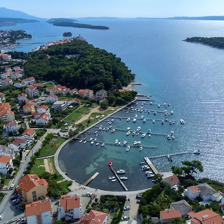 With Parking Space Palit, Rab - 17881 *