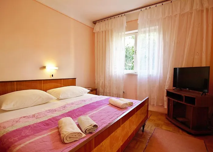 Appartamento With Parking Space Palit, Rab - 17881 Palit